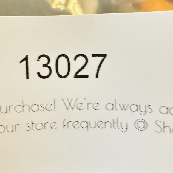 Stuart Weitzman Shoes Womens 7 Black Leather Pump Bow Cap Toe Kitten Chunky Heel - Picture 9 of 9